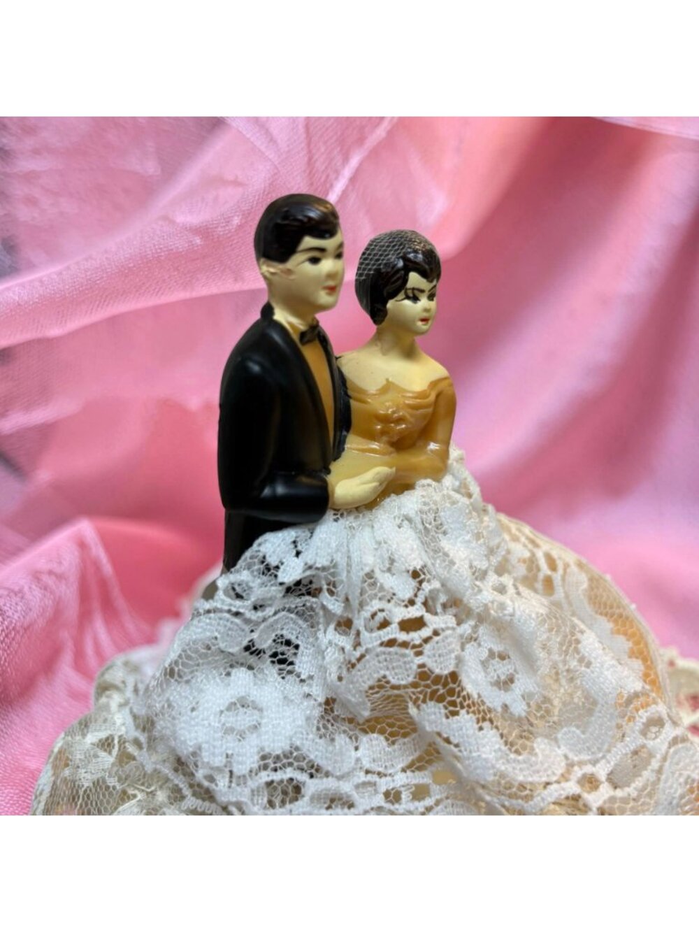 Vintage Bride & Groom Cake Topper With Lace Dress & Tulle Veil Mid-Century Weddi - Picture 2 of 7